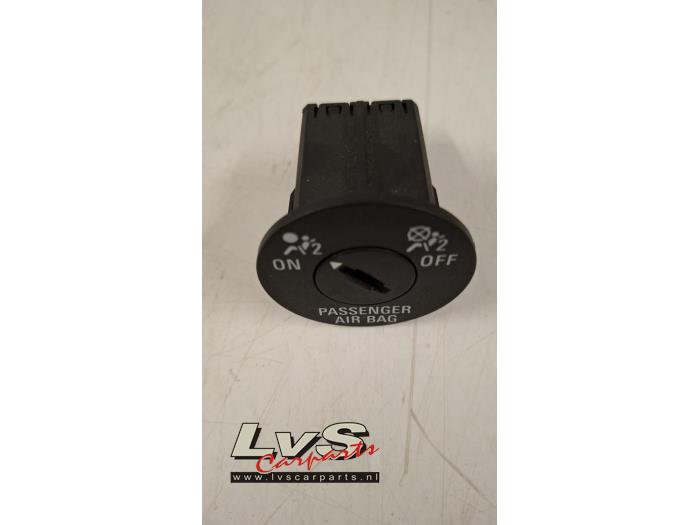 Chevrolet Spark Airbag switch