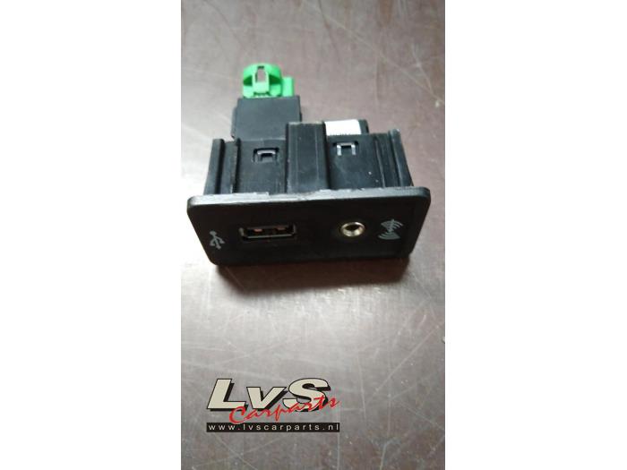 Seat Leon Connexion USB