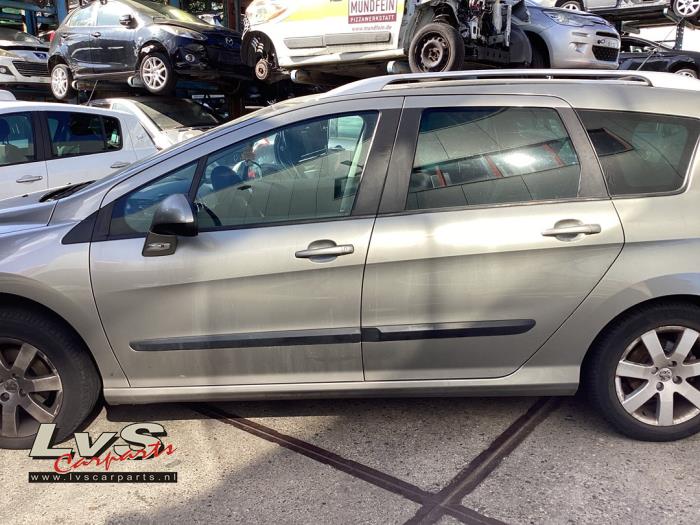 Peugeot 308 Door 4-door, front left