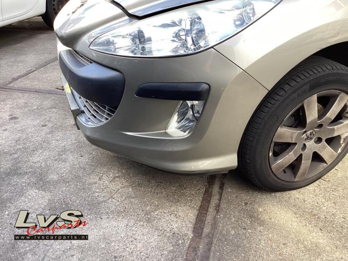 Peugeot 308 Front bumper