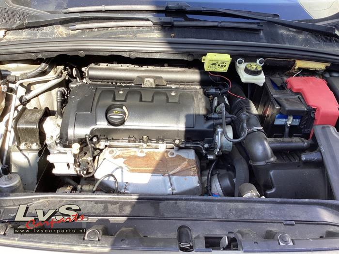 Peugeot 308 Engine