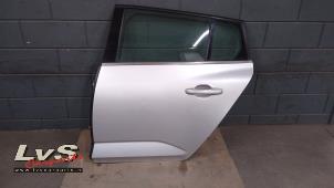 Gebruikte Deur 4Deurs links-achter Renault Megane IV Estate (RFBK) 1.5 Energy dCi 110 Prijs € 365,00 Margeregeling aangeboden door LvS Carparts