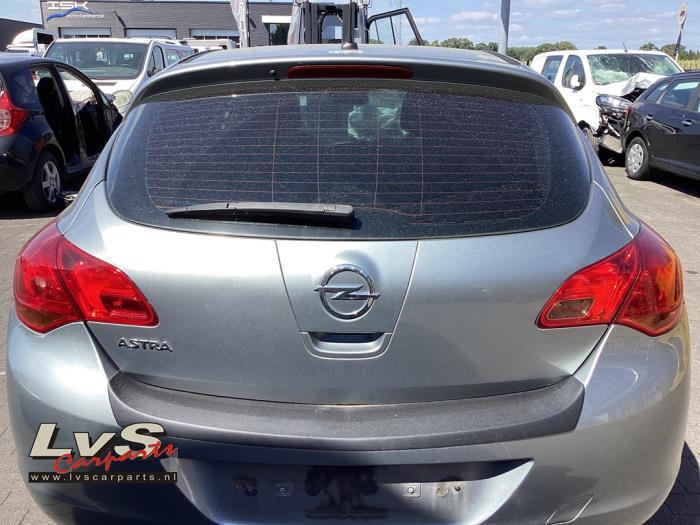 Opel Astra Hayon