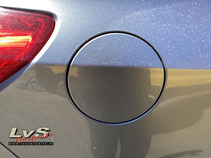 Opel Astra Tank cap cover