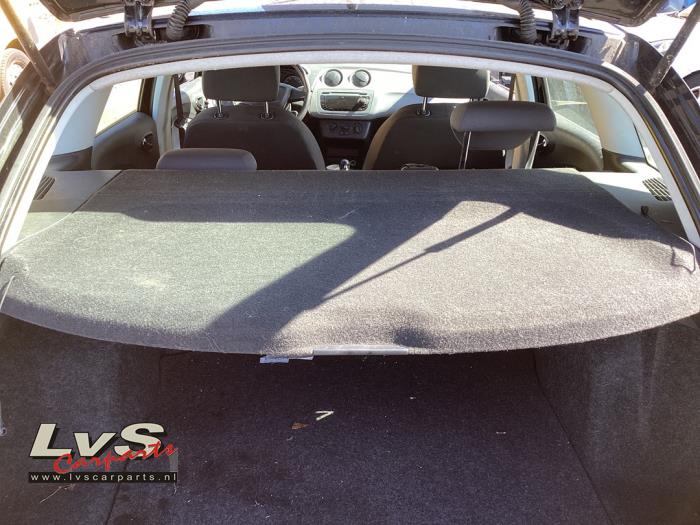 Seat Ibiza Hoedenplank