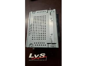 Gebruikte Radio CD Speler Ford Transit Courier 1.0 Ti-VCT EcoBoost 12V Prijs € 75,00 Margeregeling aangeboden door LvS Carparts