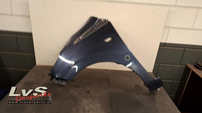 Peugeot 108 Front wing, left