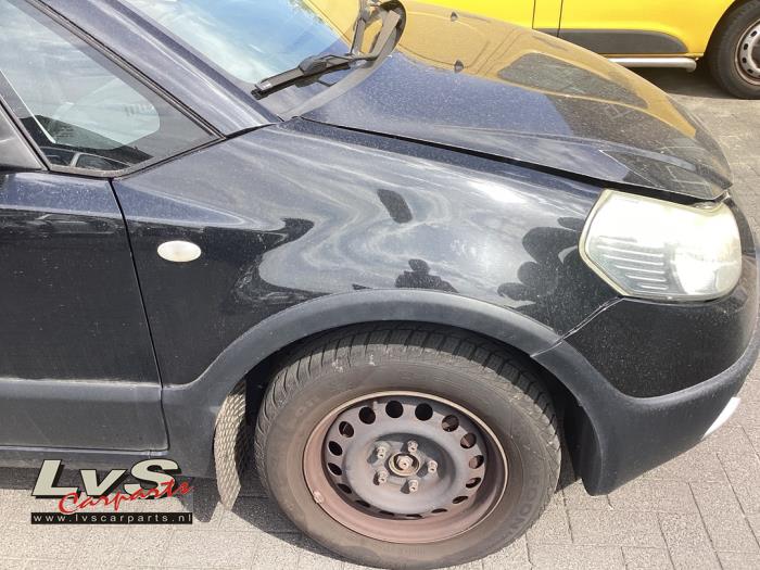 Fiat Sedici Scherm rechts-voor