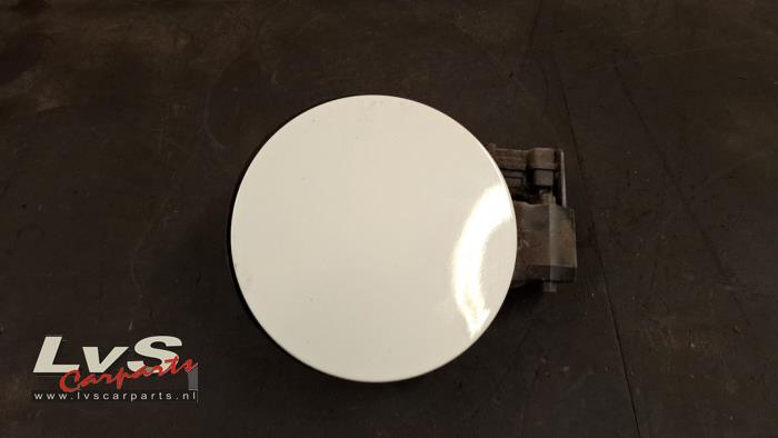 Opel Zafira Tank cap cover