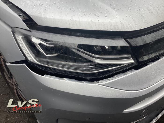 Volkswagen Caddy Scheinwerfer rechts