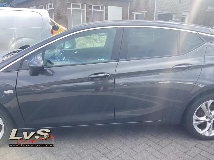 Opel Astra Door 4-door, front left