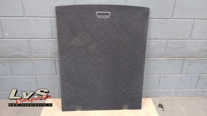 BMW 3-Serie Floor panel load area