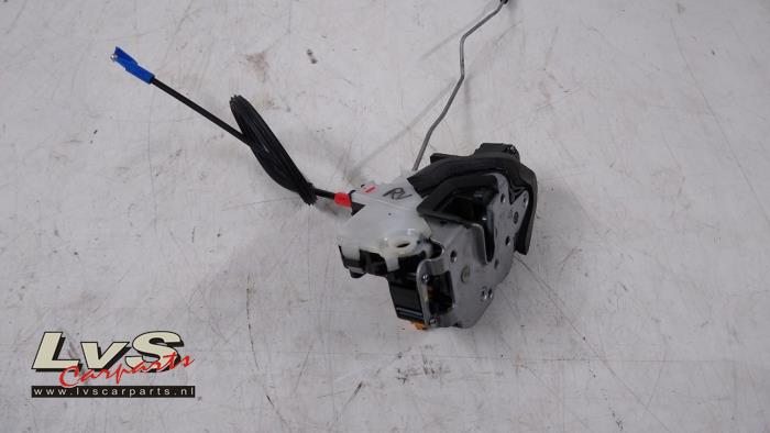 Opel Zafira Deurslot Mechaniek 4Deurs rechts-voor
