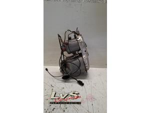 Gebruikte Roetfilter Volkswagen Caddy IV 2.0 TDI 102 Prijs € 605,00 Inclusief btw aangeboden door LvS Carparts