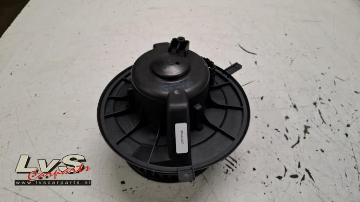 Volkswagen Caddy Kachel Ventilatiemotor