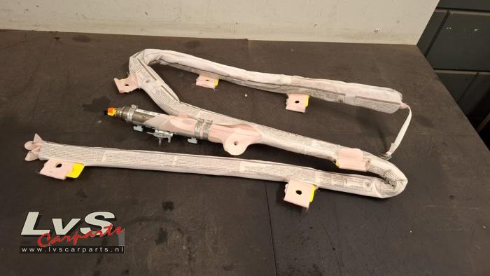 Skoda Yeti Airbag hemel links