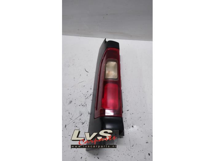 Renault Trafic Achterlicht links