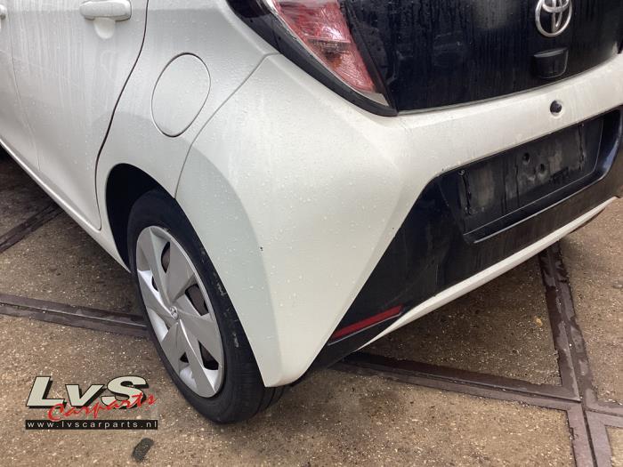 Toyota Aygo Pare-chocs arrière
