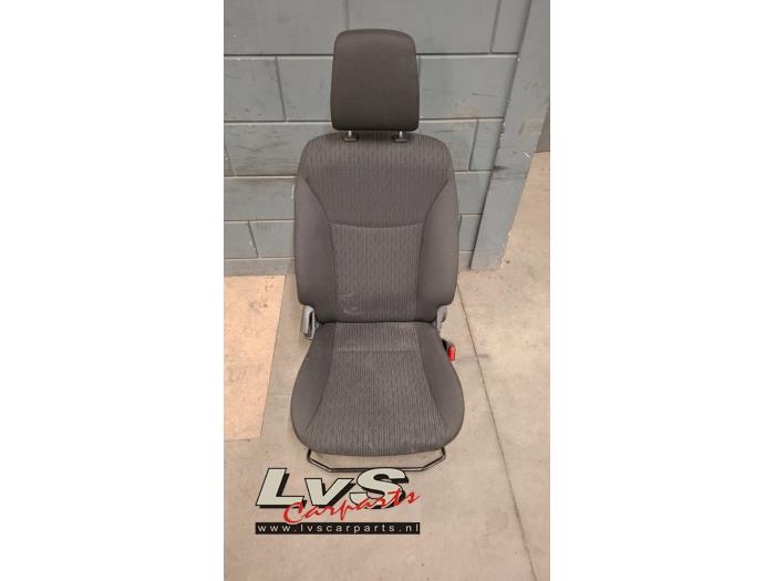 Suzuki Baleno Seat, right