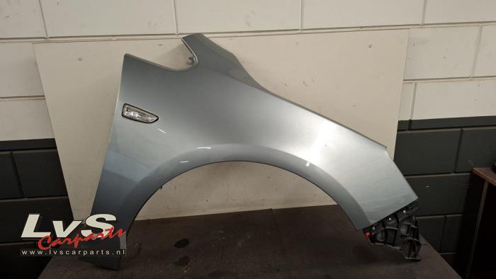 Opel Astra Aile avant droite