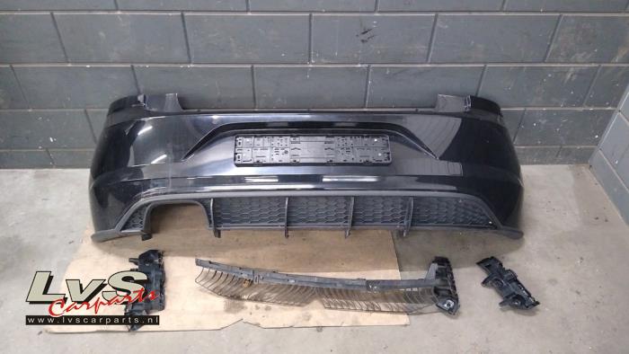 Volkswagen Polo Pare-chocs arrière