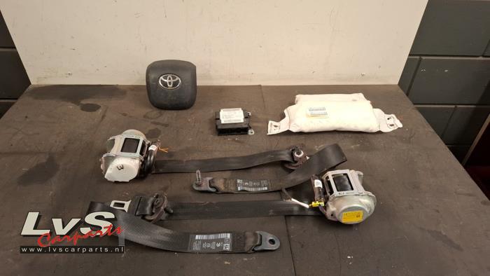Toyota Pro-Ace City Airbag set+module