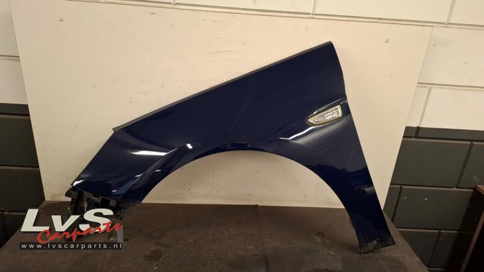 Opel Astra Kotflügel links vorne