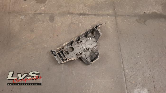 Audi A3 Bumpersteun links-voor