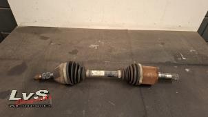 Gebruikte Aandrijfas links-voor Opel Insignia Sports Tourer 2.0 CDTI 16V 160 Ecotec Prijs € 30,00 Margeregeling aangeboden door LvS Carparts