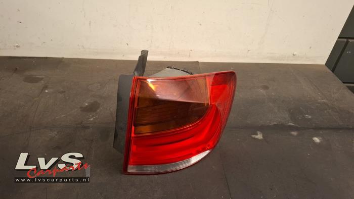 BMW X1 Feu arrière droit