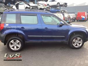 Gebruikte Deur 4Deurs rechts-voor Skoda Yeti (5LAC) 1.8 TSI 16V 4x4 Prijs op aanvraag aangeboden door LvS Carparts