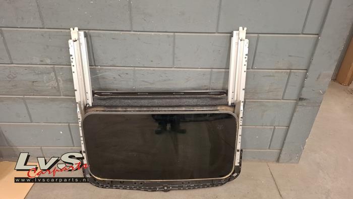 Mitsubishi Outlander Schuifdak