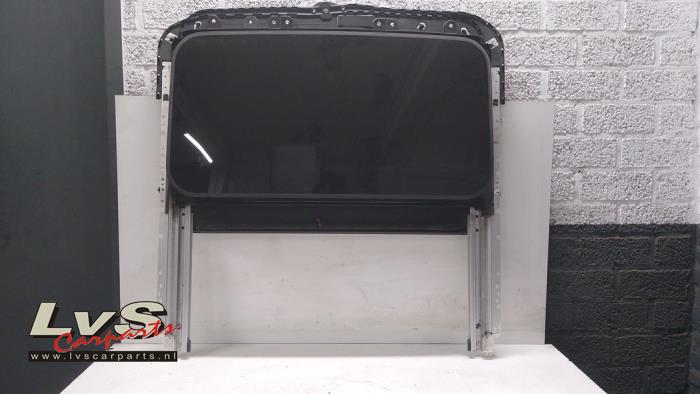 Mitsubishi Outlander Schuifdak