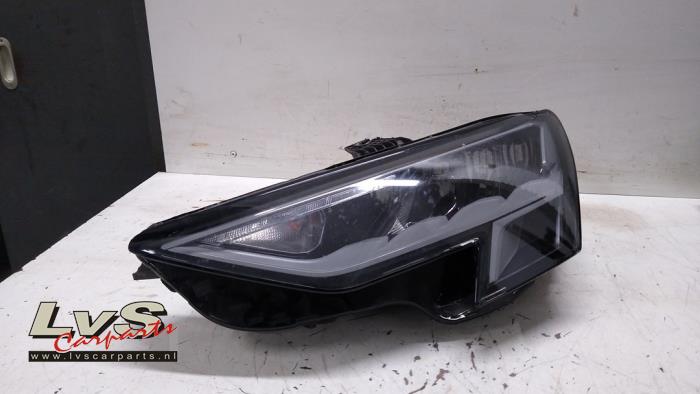 Audi A3 Koplamp links