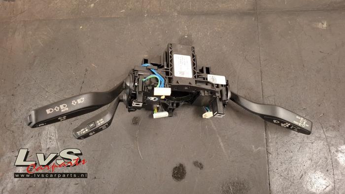 Combischakelaar Stuurkolom van een Audi A3 Sportback (8YA) 1.0 30 TFSI 12V 2022