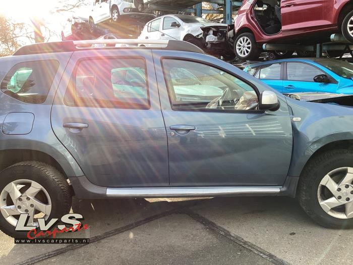 Dacia Duster Portier 4Deurs rechts-achter