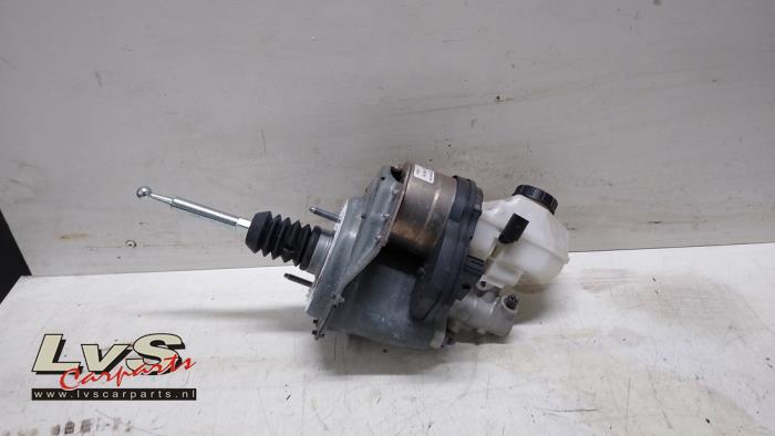 Rembekrachtiger van een Audi A3 Sportback (8YA) 1.0 30 TFSI 12V 2022