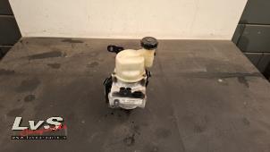Gebruikte Pomp Servo Dacia Logan MCV II/Sandero Wagon (7S) 0.9 TCE 12V Prijs € 100,00 Margeregeling aangeboden door LvS Carparts