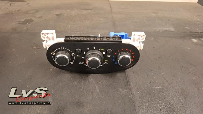 Dacia Logan Heizung Bedienpaneel