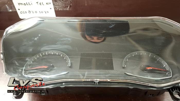 Peugeot 208 Kilometerteller KM