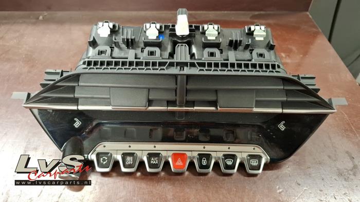 Peugeot 208 Airco bedieningspaneel