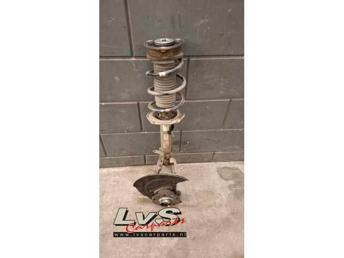 Volkswagen Golf Barre amortisseur avant droit