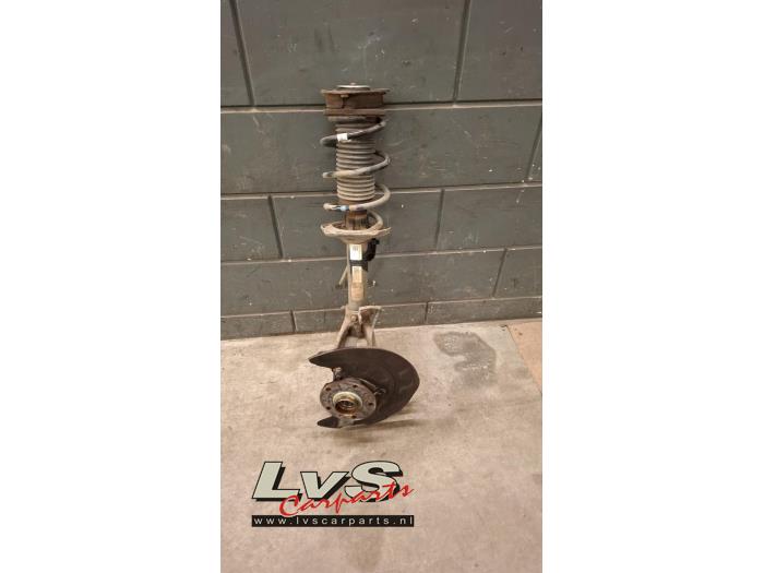 Volkswagen Golf Barre amortisseur avant gauche