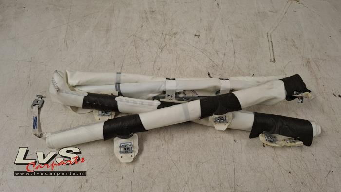 Peugeot 208 Airbag hemel links