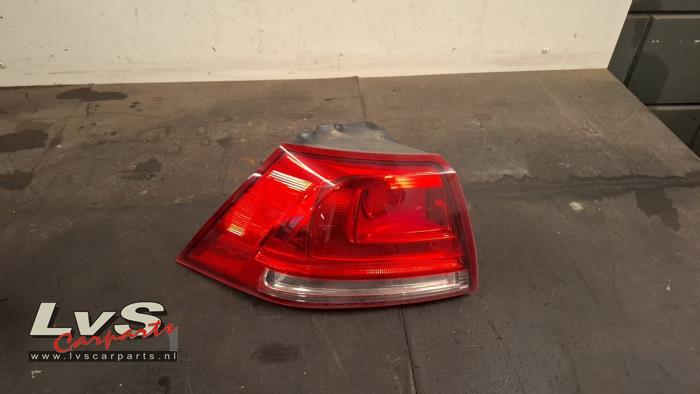 Volkswagen Golf Taillight, left