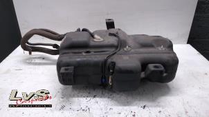 Gebruikte Adblue tank Renault Trafic (1FL/2FL/3FL/4FL) 1.6 dCi 95 Prijs € 169,40 Inclusief btw aangeboden door LvS Carparts