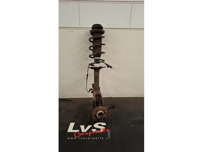 Peugeot 108 Stoßdämpferstrebe links vorne