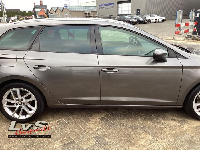 Seat Leon Portière 4portes avant droite
