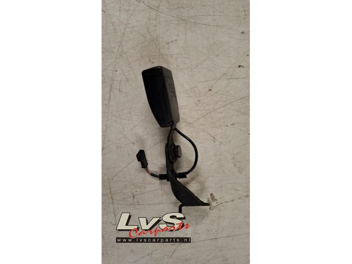 BMW 3-Série Insertion ceinture de sécurité arrière gauche