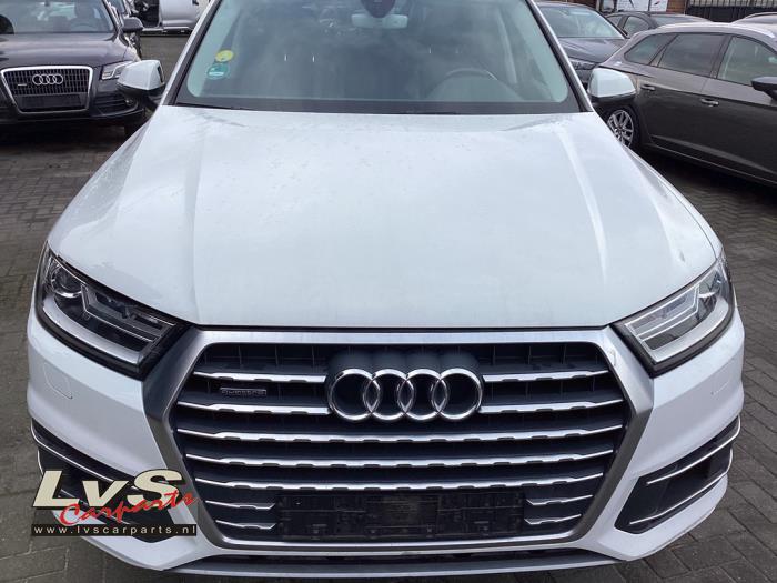 Audi Q7 Voorkop compleet
